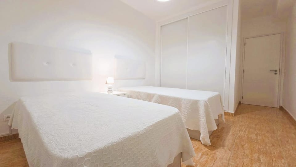 Starfish - Wifi - Air con - 180 m from the beach by Bedzy Apartment in Carvoeiro