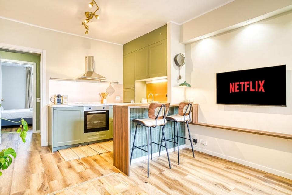TV and multimedia, Kitchen or kitchenette, Dining area