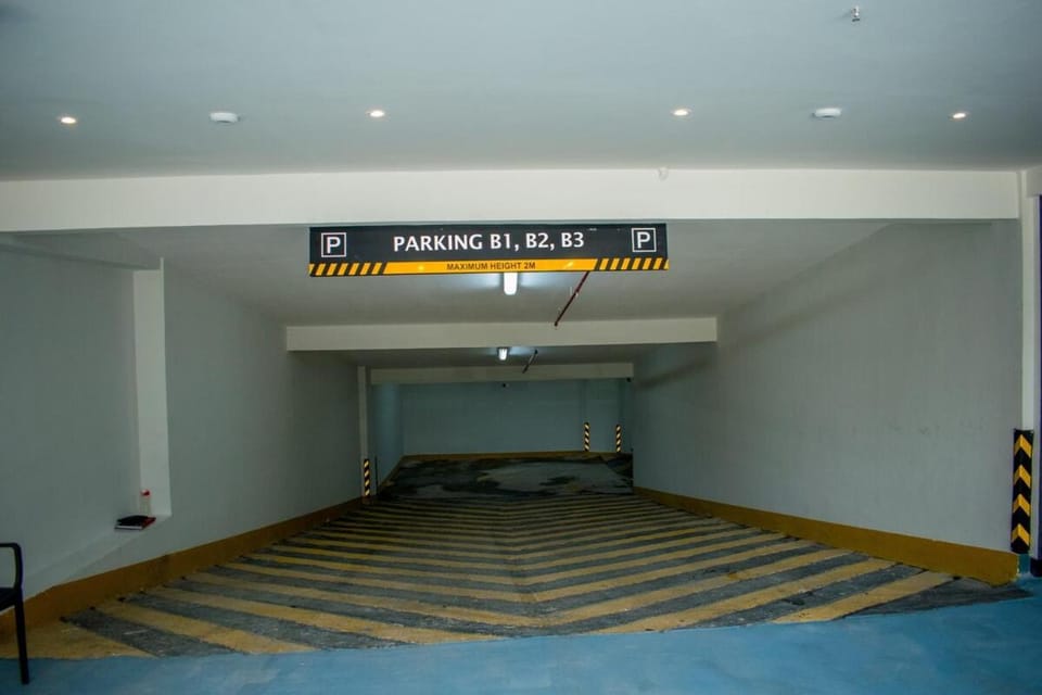 Skyline 1BR Westlands With Rooftop Pool & Gym Apartment in Nairobi County