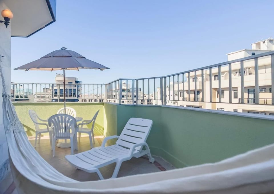 Praia do Forte para 12 hóspedes com Ar nos Quartos Apartment in Cabo Frio