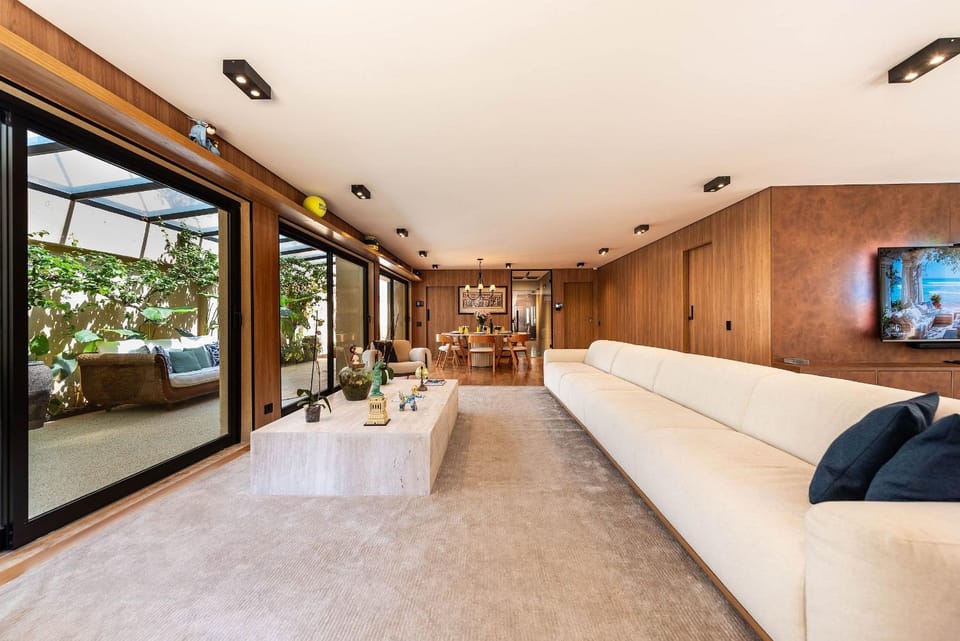 CG/144-Mansão Luxo c/ Piscina e Spa Jd Guedala House in Sao Paulo City