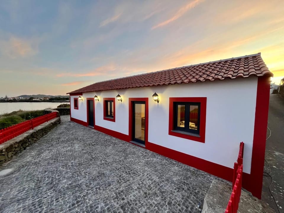 Baía das Canas House - Casa de Campo Country House in Azores District
