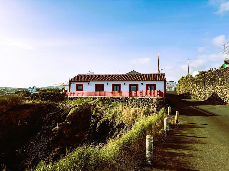 Baía das Canas House - Casa de Campo Country House in Azores District