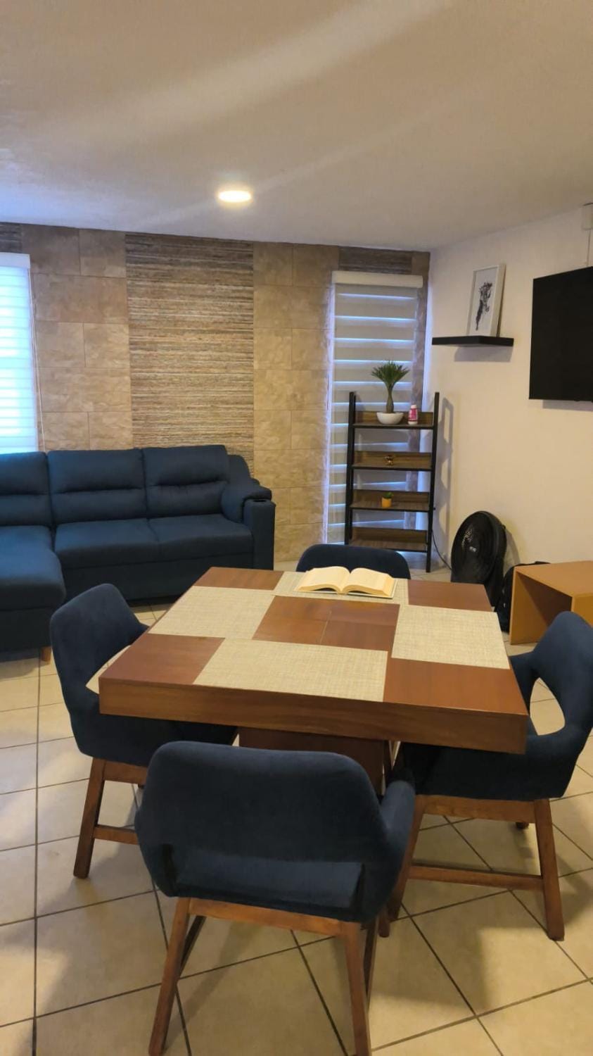 Hermoso Departamento Regina Apartment in Tlaquepaque