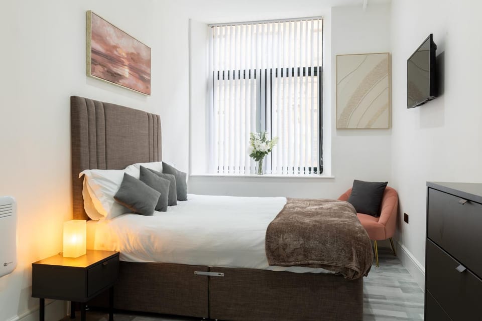 Modern 1-Bed Apartment in City Centre Bradford Apartment in Bradford