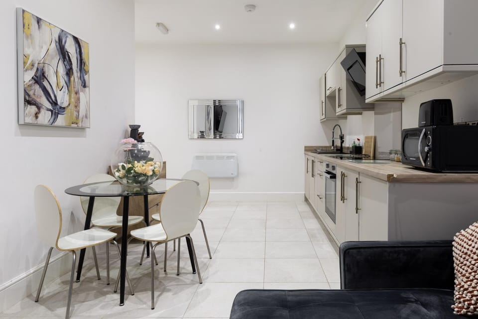 Modern 1-Bed Apartment in City Centre Bradford Apartment in Bradford