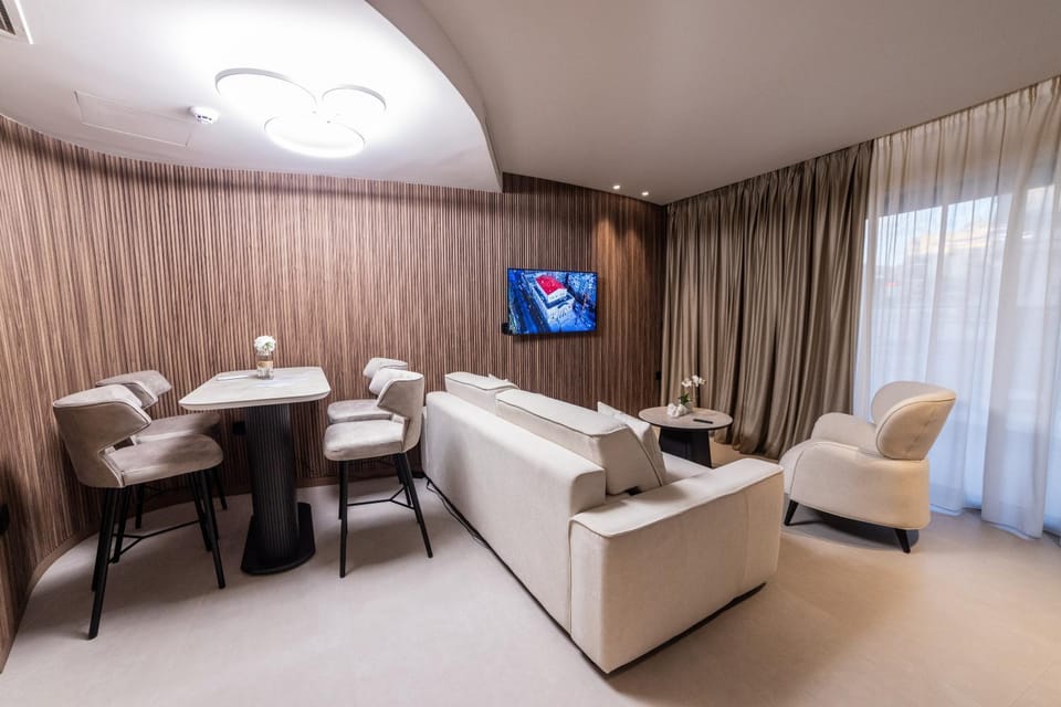 Domain Athens Lumi Apartment in Kallithea