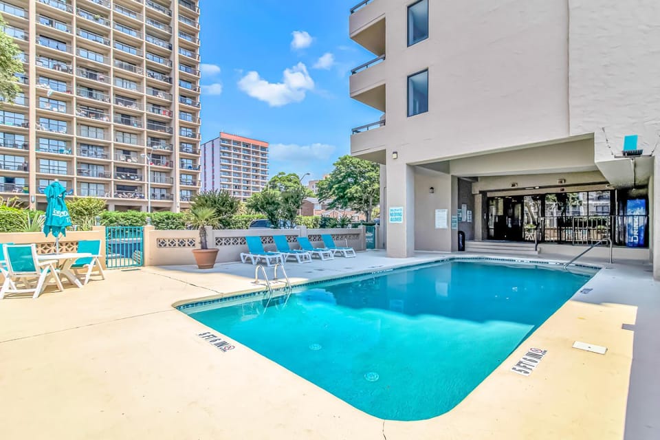 Beautifully Updated Oceanview 1BR! Ocean Dunes Tower I 4054 House in Myrtle Beach