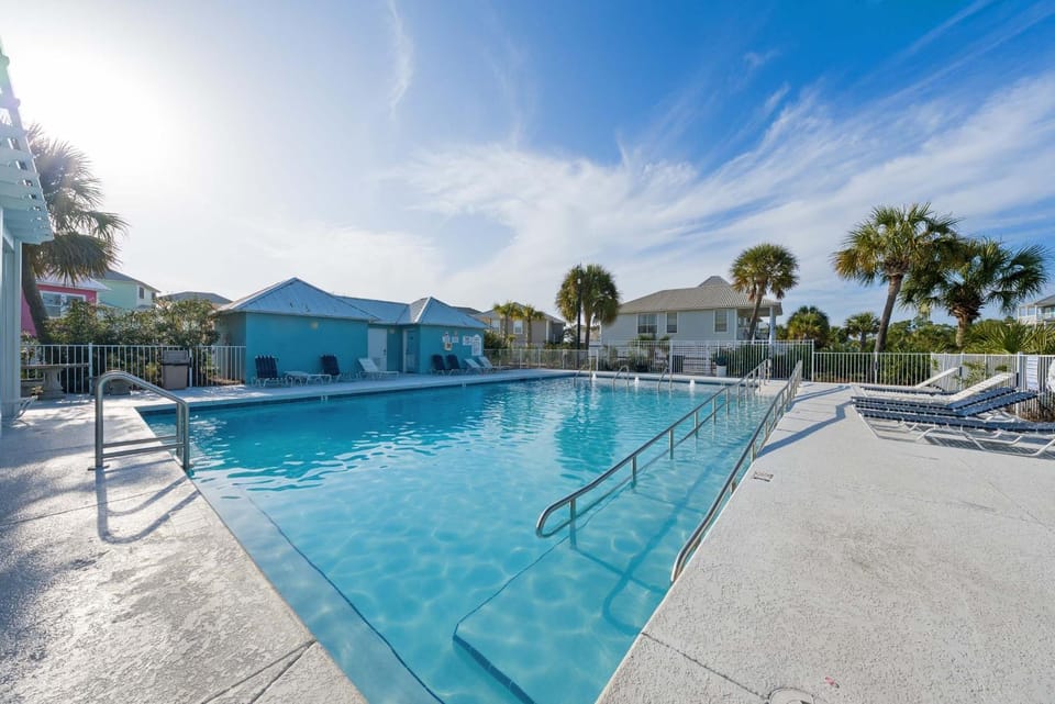 Coral Reef East by Vacation Homes Collection House in Alabama