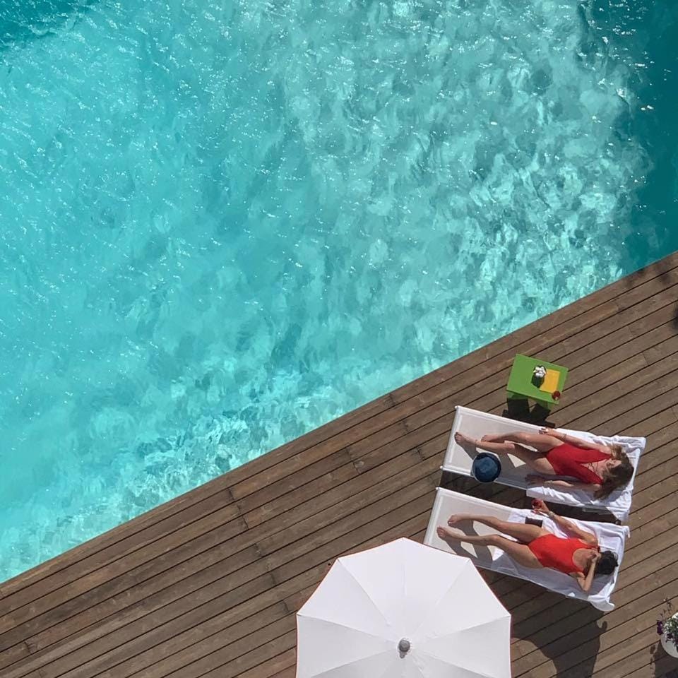 Swimming pool