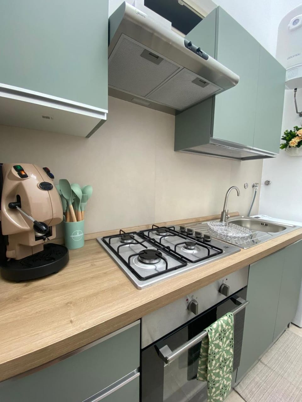 Kitchen or kitchenette, stove