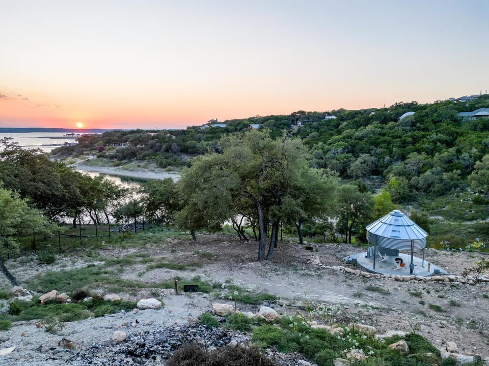 The Container Retreat - C18 House in Canyon Lake
