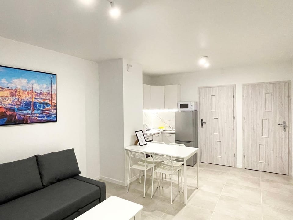 Kitchen or kitchenette, Living room, Dining area, kitchen