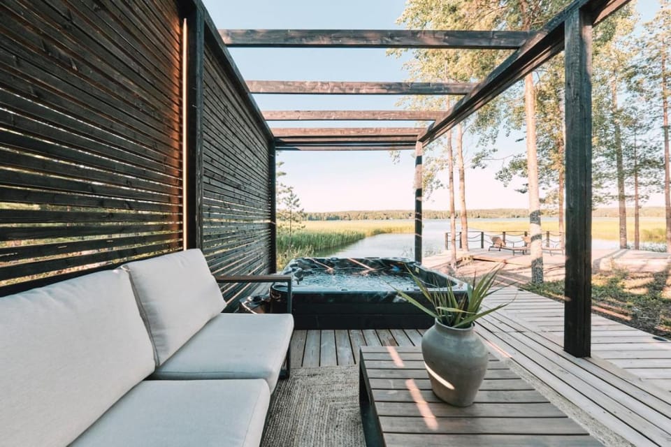 Villa Lillan with jacuzzi and sauna Villa in Uusimaa