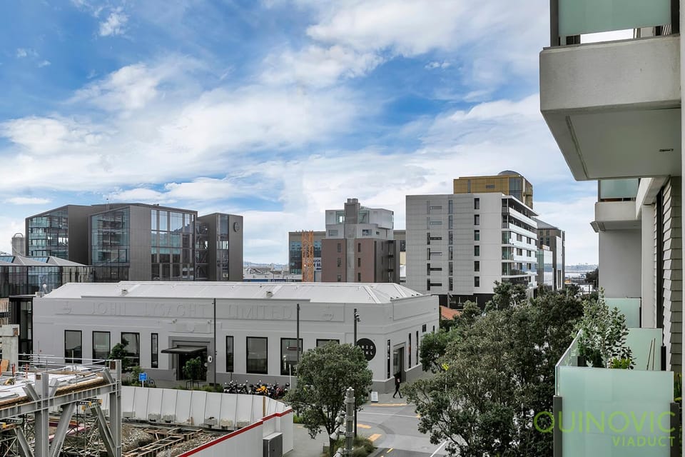 QV Stays 1 Bed Wynyard Quarter Hideaway Apartment in Auckland