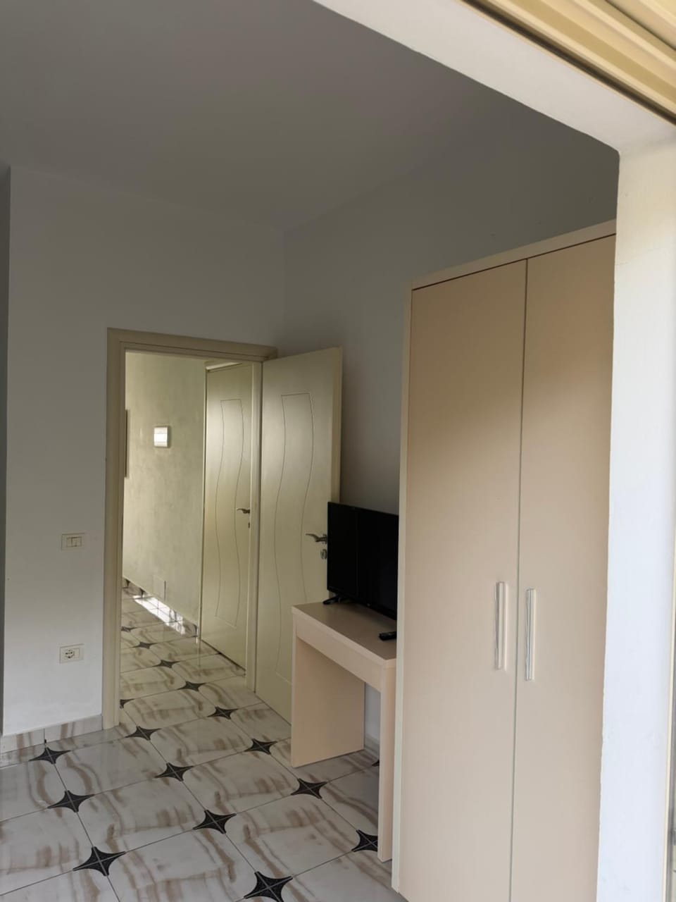 TV and multimedia, wardrobe