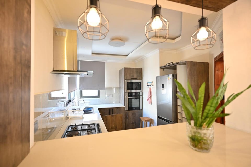 minibar, kitchen, kitchen