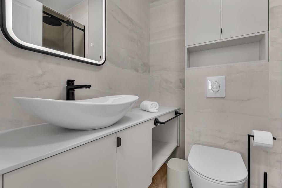 Azure Horizon Penthouse Apartment in Makarska