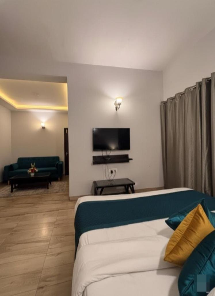 Krishna Kunj Resort Hotel in Uttar Pradesh