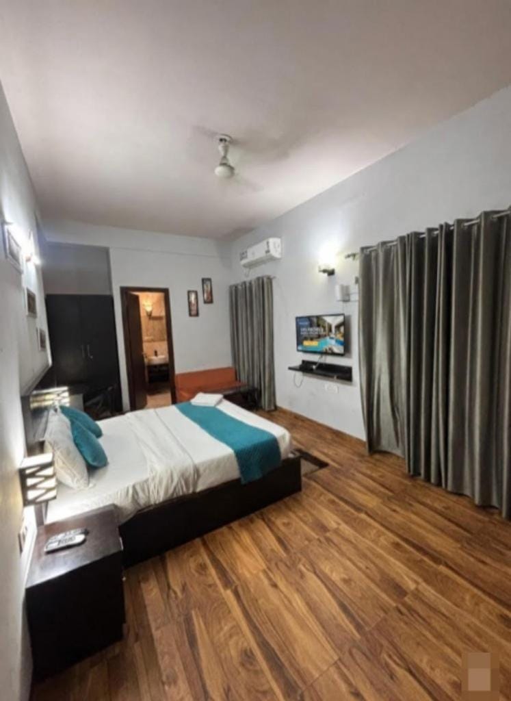 Krishna Kunj Resort Hotel in Uttar Pradesh