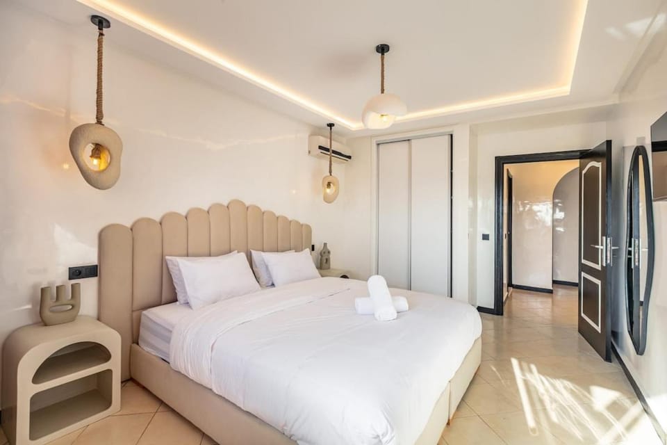 Luxury Apartment In Majorelle Downtown Wi-Fi AC Calm Apartment in Marrakesh