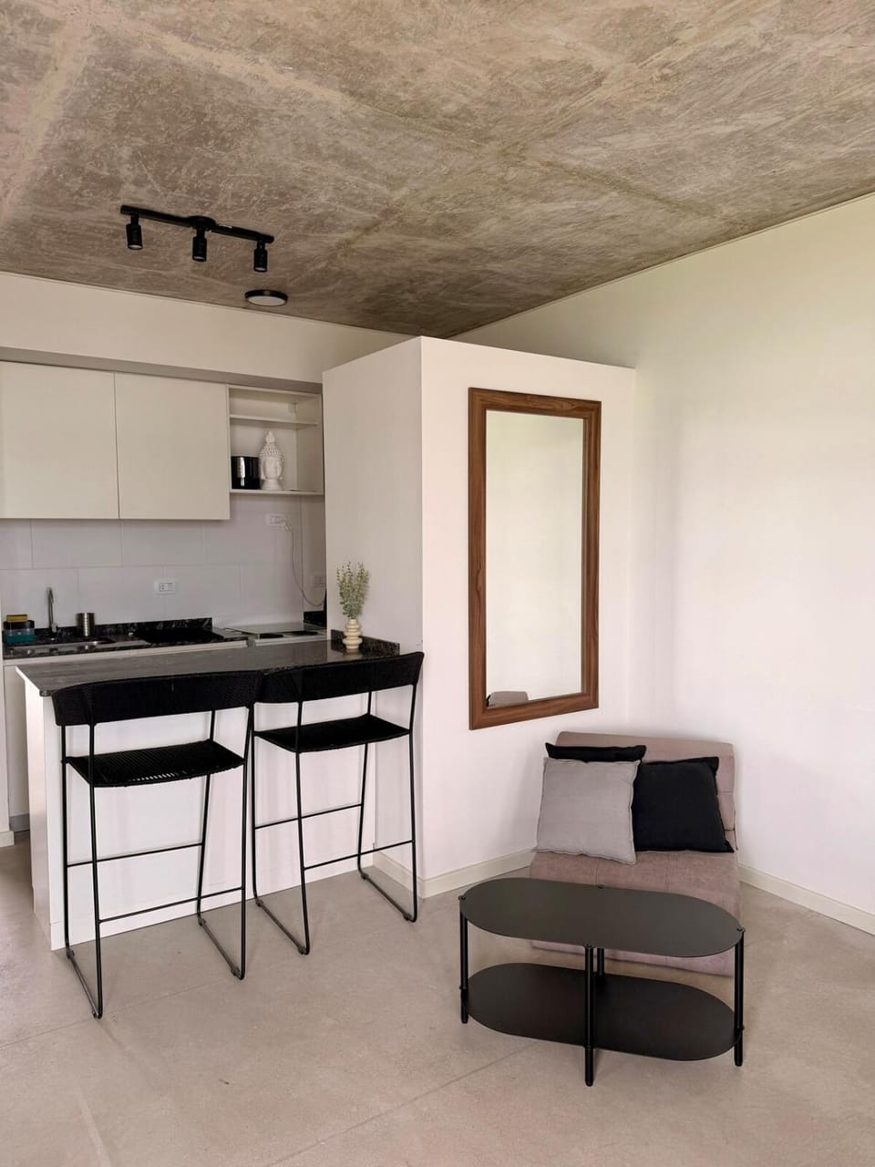 Kitchen or kitchenette, Living room