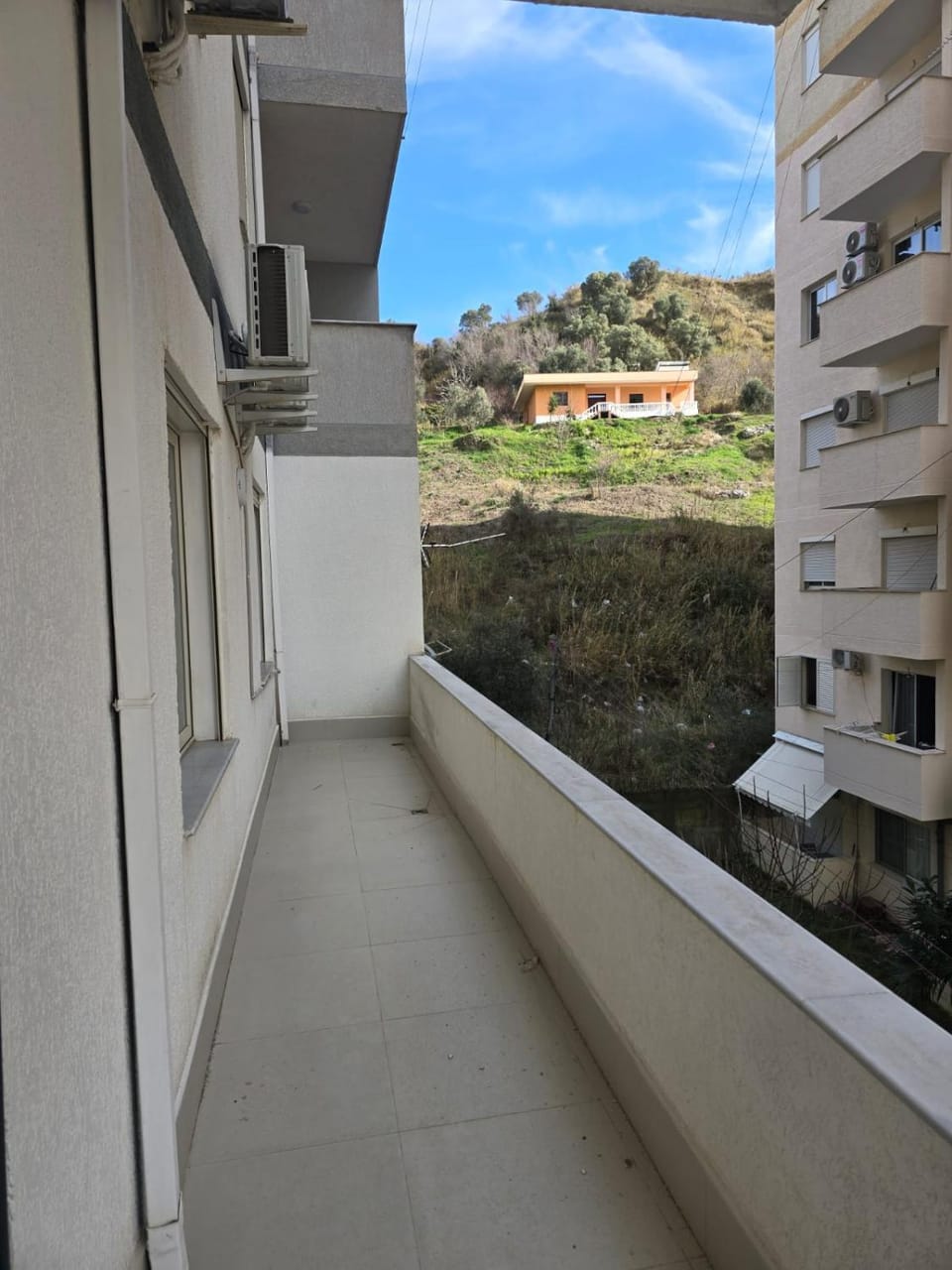 Swiss - 2 bedrooms Apartment Apartment in Tirana County, Albania