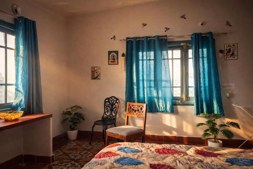 Sweet 16 Studio Vintage 1RK Near DLF Street Apartment in Hyderabad