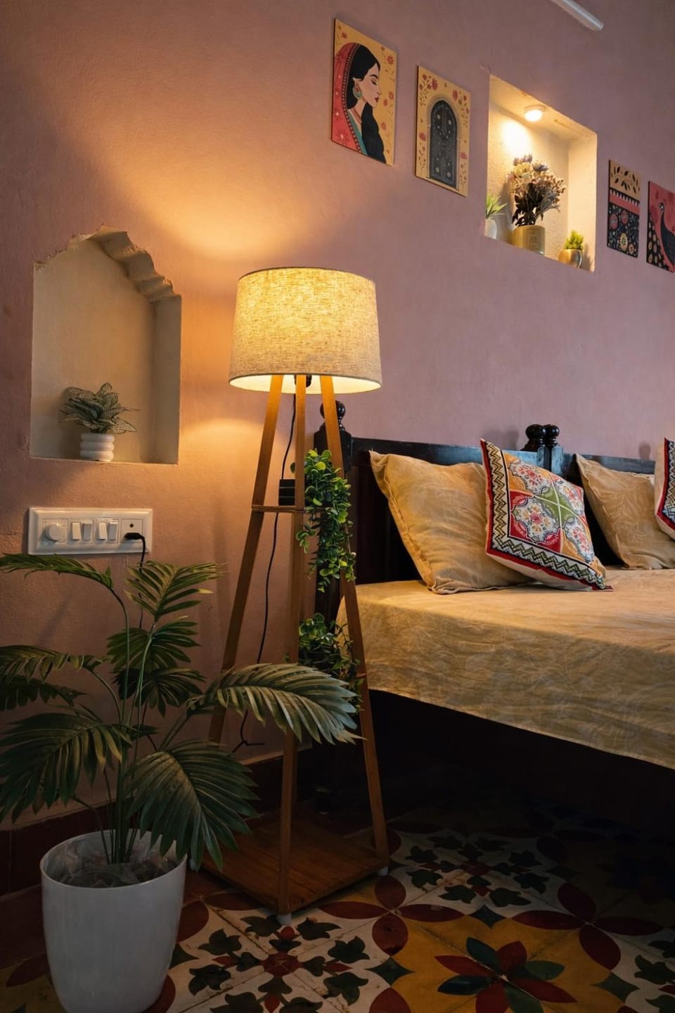 Sweet 16 Studio Vintage 1RK Near DLF Street Apartment in Hyderabad