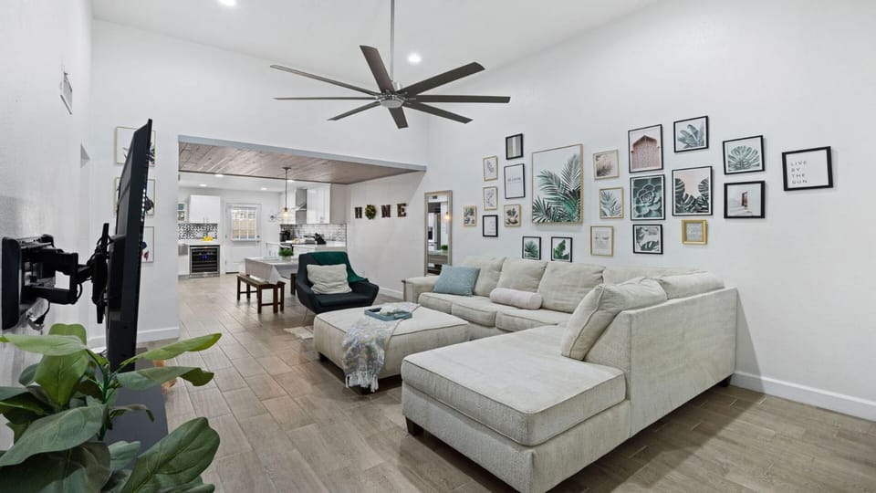 TV and multimedia, Living room
