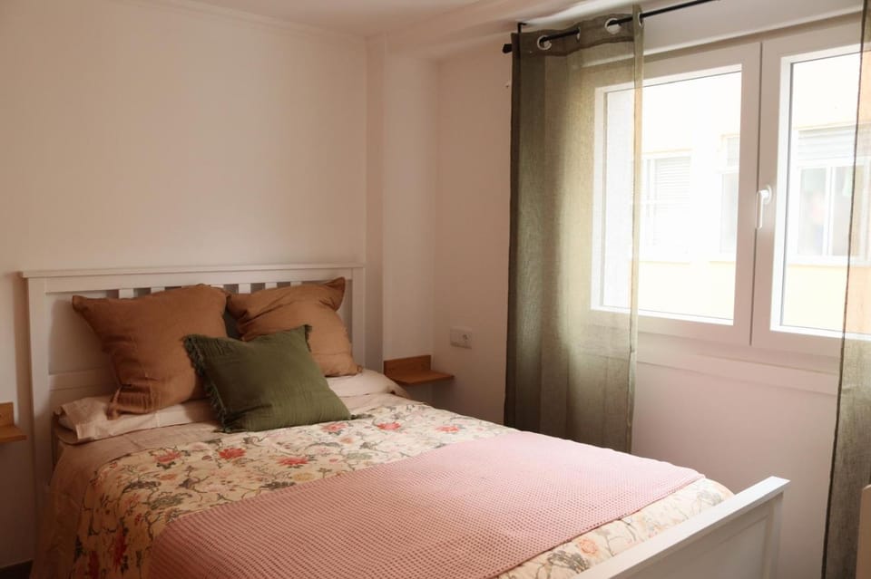 Bed, Bedroom, wardrobe