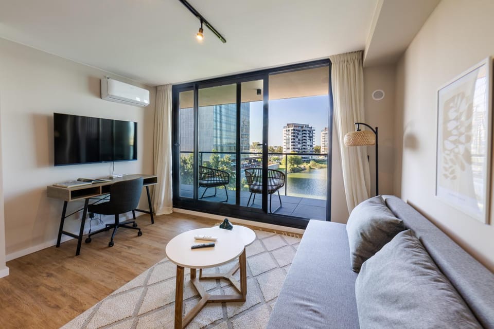 Communal lounge/ TV room, TV and multimedia, View (from property/room), Living room, air conditioner