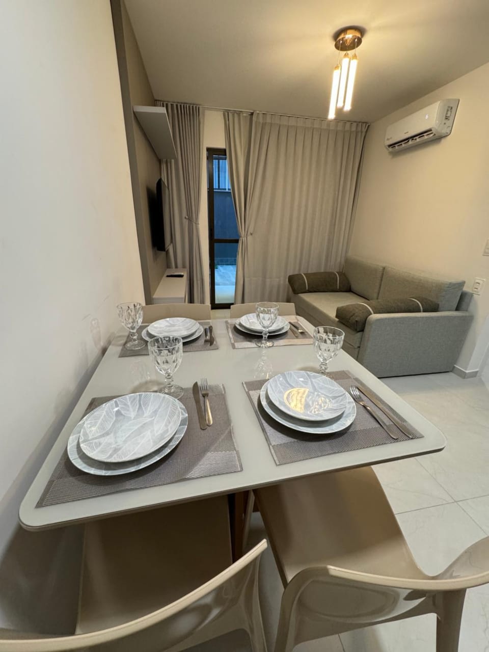 Living room, Seating area, Dining area, air conditioner