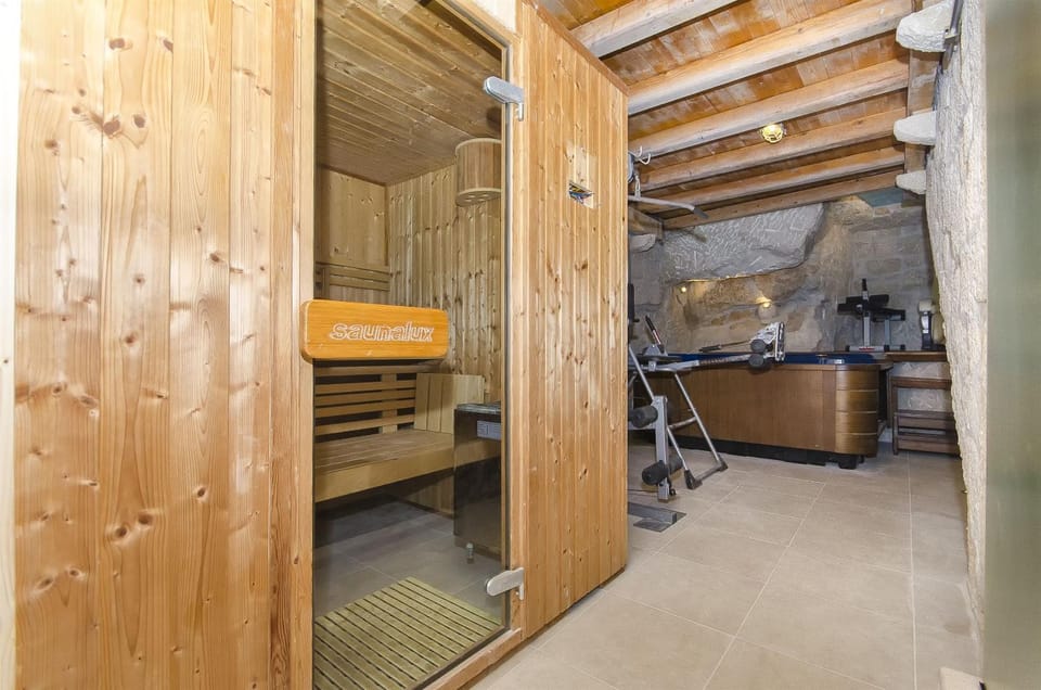 Spa and wellness centre/facilities