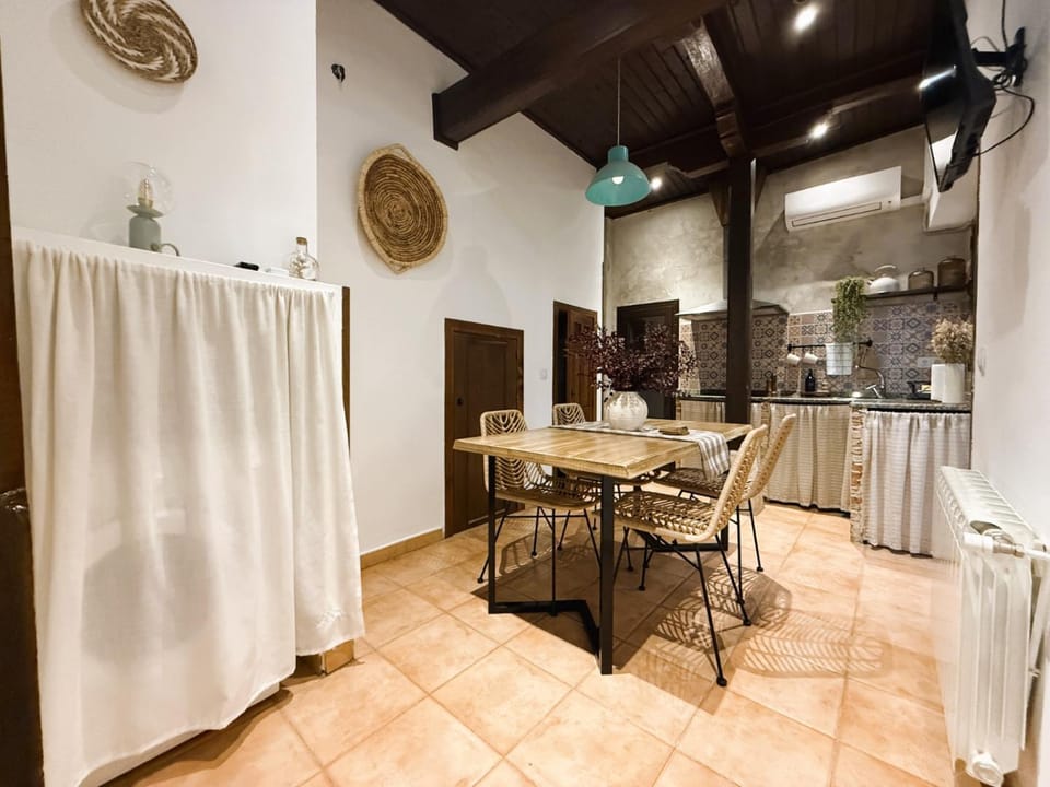 La Cueva del Agua Apartment in Chinchón