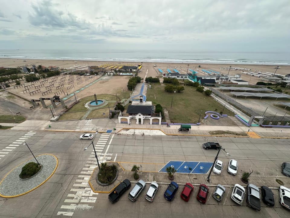 Ed sur monoambiente Vista al Mar Apartment in Necochea