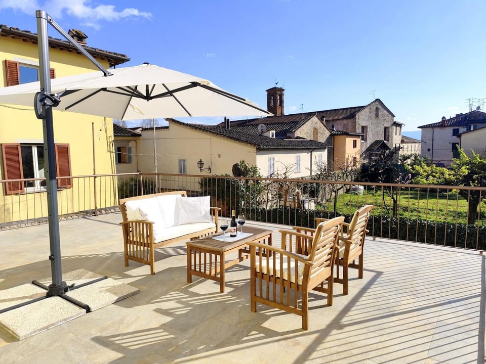 View (from property/room), Balcony/Terrace
