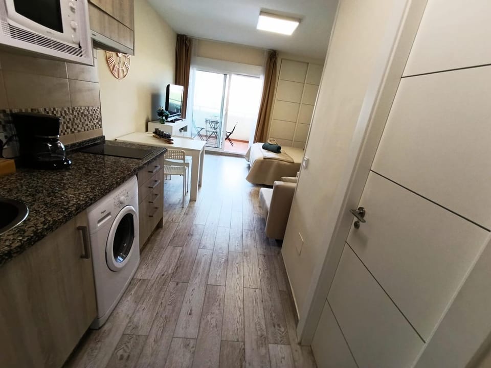 BENALBEACH LOVELY PRIMERA LINEA de PLAYA Apartment in Benalmadena