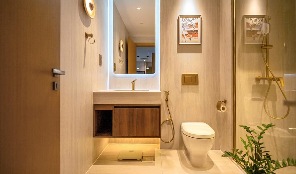 Shower, Toilet, Bathroom