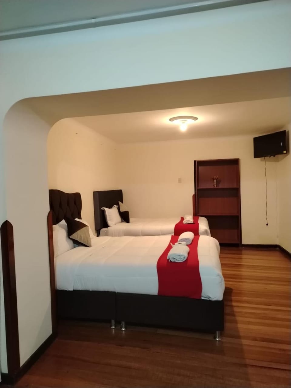 Bed, TV and multimedia, towels, wardrobe