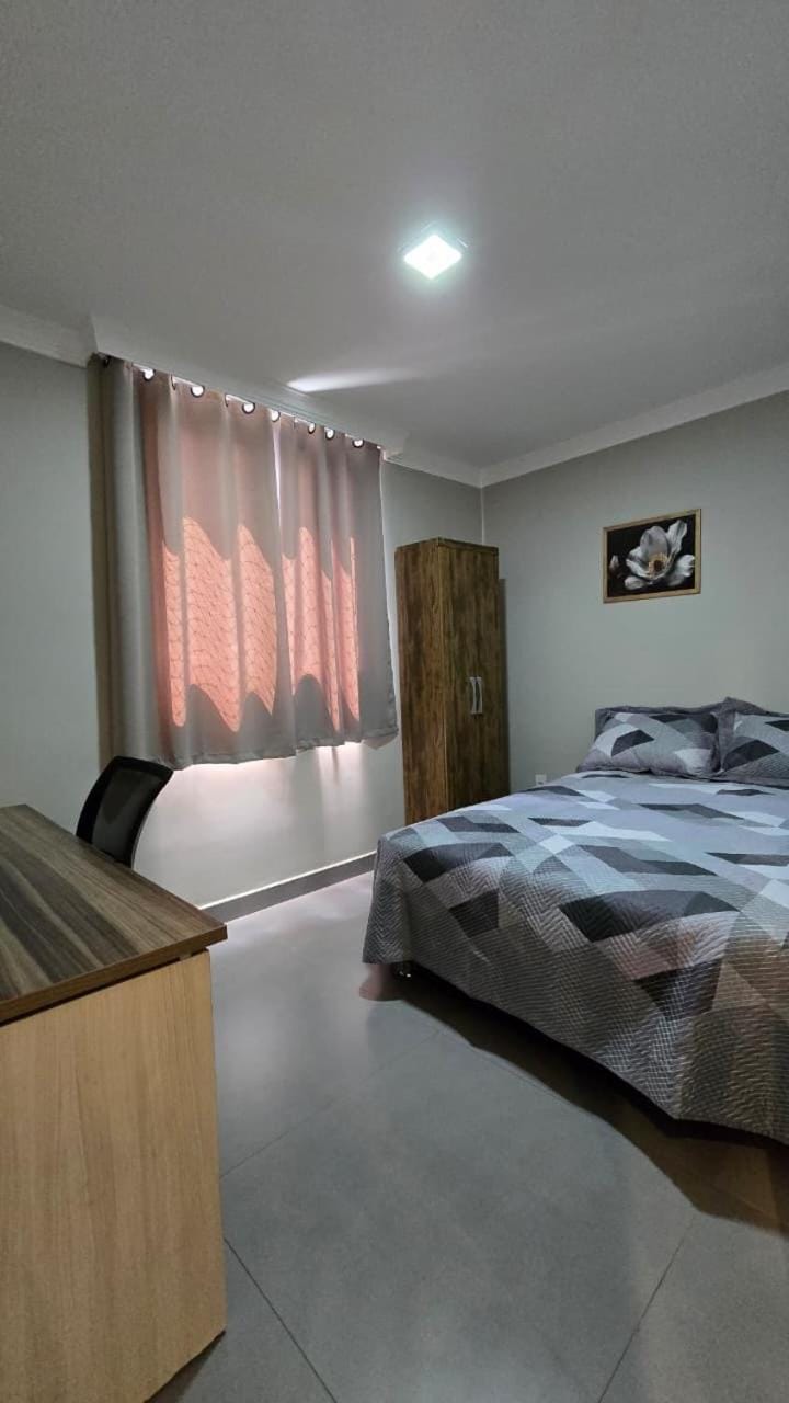 Apartamento Aconchegante Próximo ao Aeroporto Apartment in Londrina