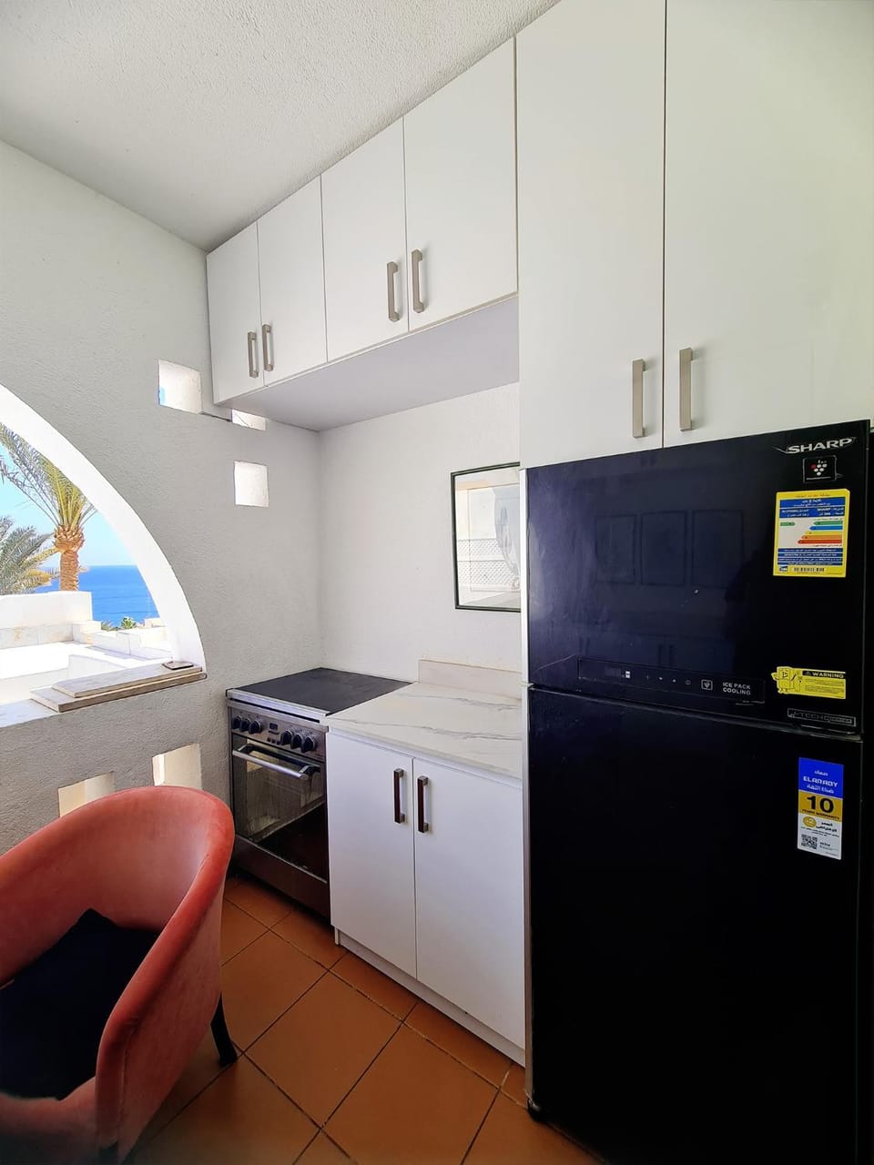 Kitchen or kitchenette, Dining area, Sea view, oven, stove