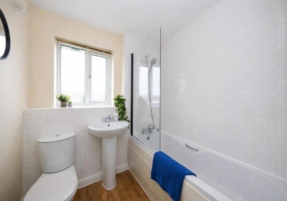 Bathroom, Bath