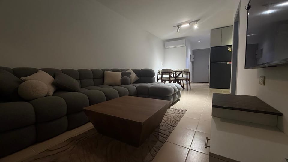 TV and multimedia, Seating area, Evening entertainment