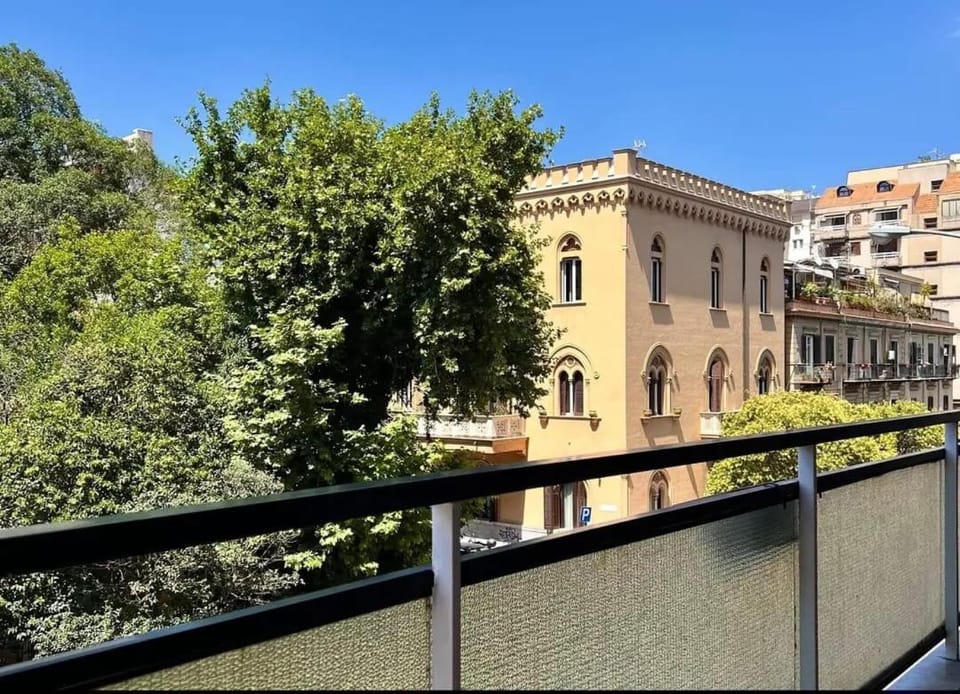 Property building, Balcony/Terrace
