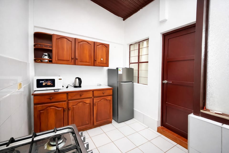 Kitchen or kitchenette, dishwasher, minibar, oven, pet friendly, stove, toaster