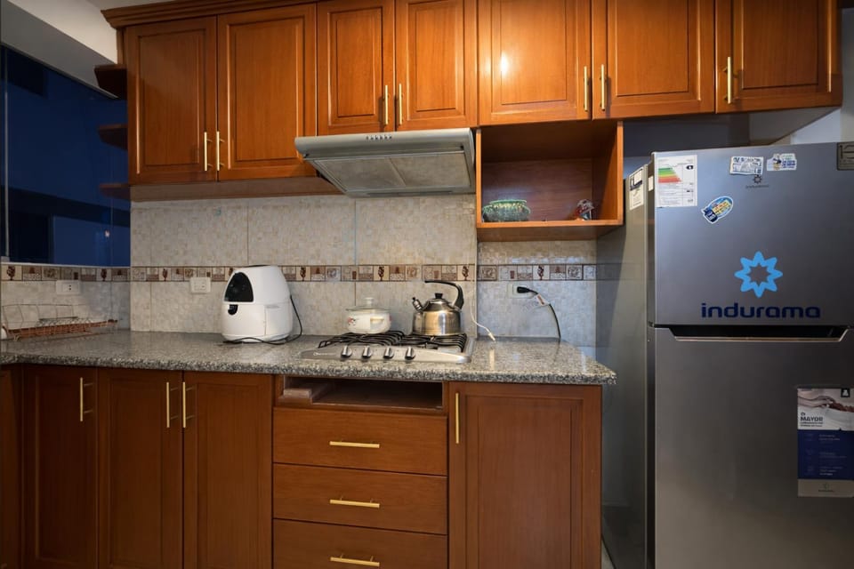 Coffee/tea facilities, Kitchen or kitchenette, minibar, oven, pet friendly, stove, toaster