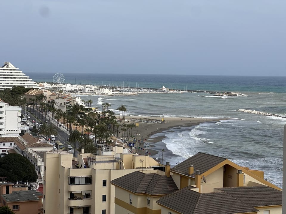 Nearby landmark, Balcony/Terrace, Balcony/Terrace, Sea view, Sunrise