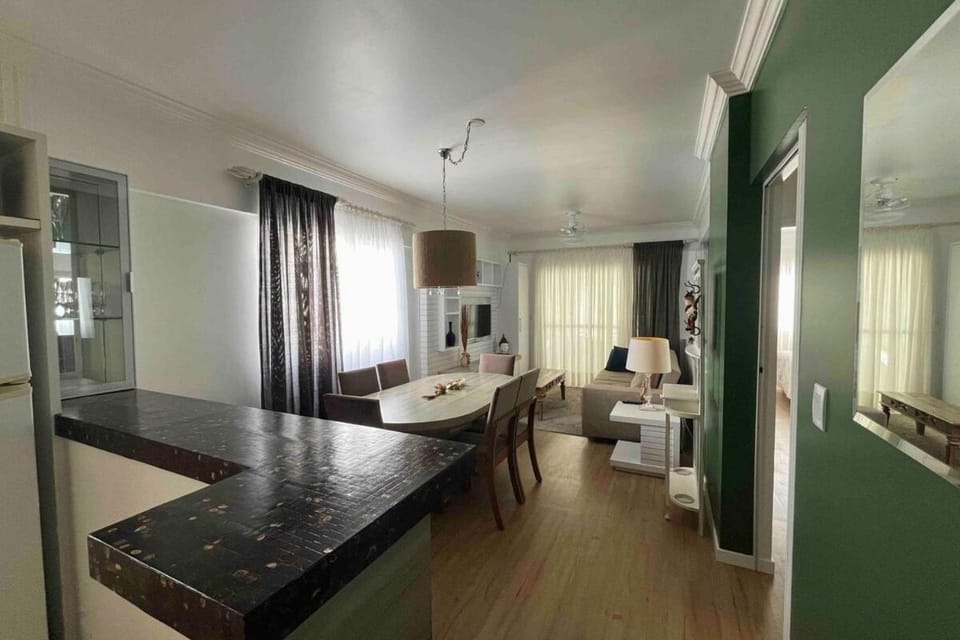 Apartamento 1 quarto suíte e 2 quartos prox a Big Well Apartment in Balneário Camboriú