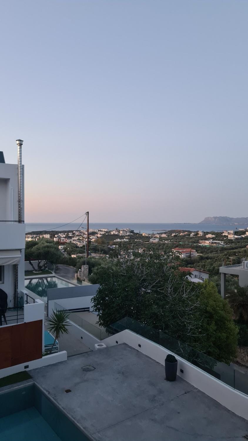 PARENTHESiS ViLLA House in Crete Region